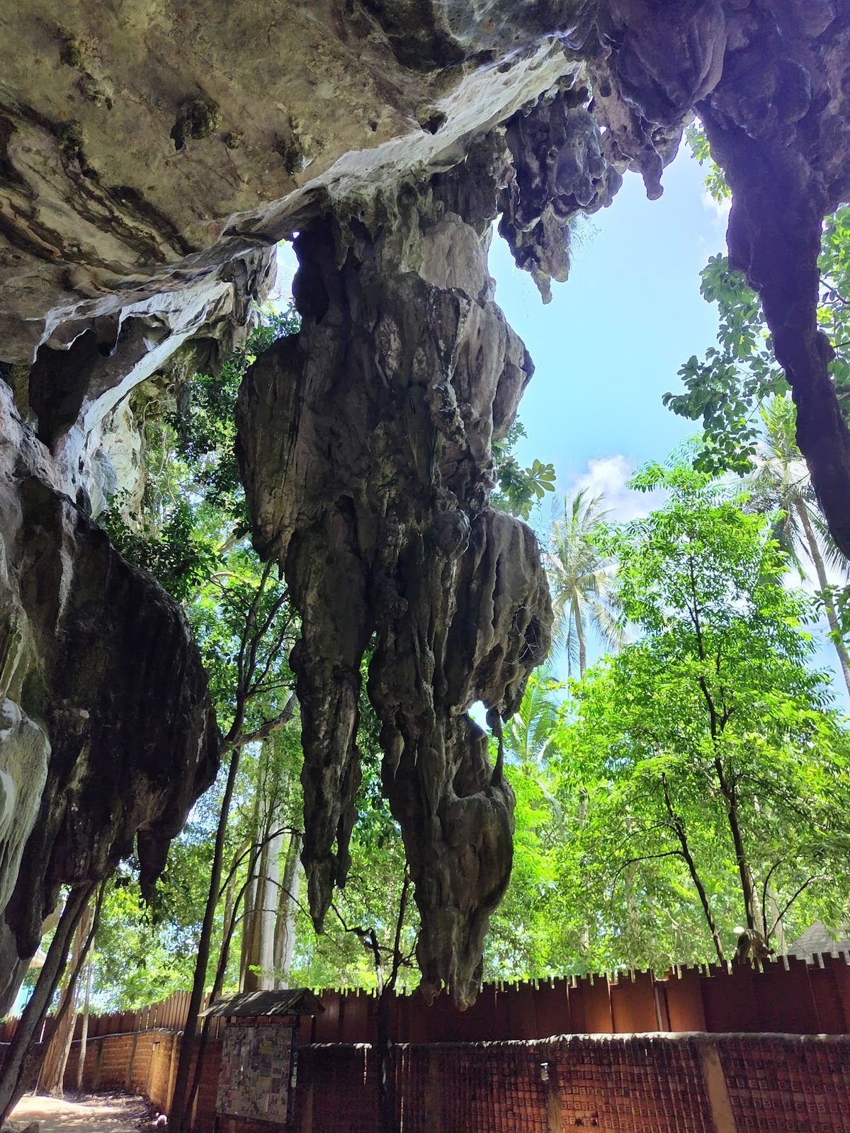 Railay stalactite, Krabi