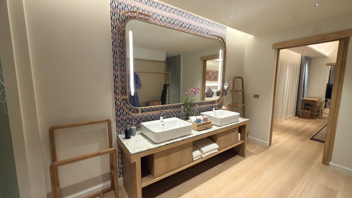 OUTRIGGER Phi Phi Island Resort facilities in Ao Nang